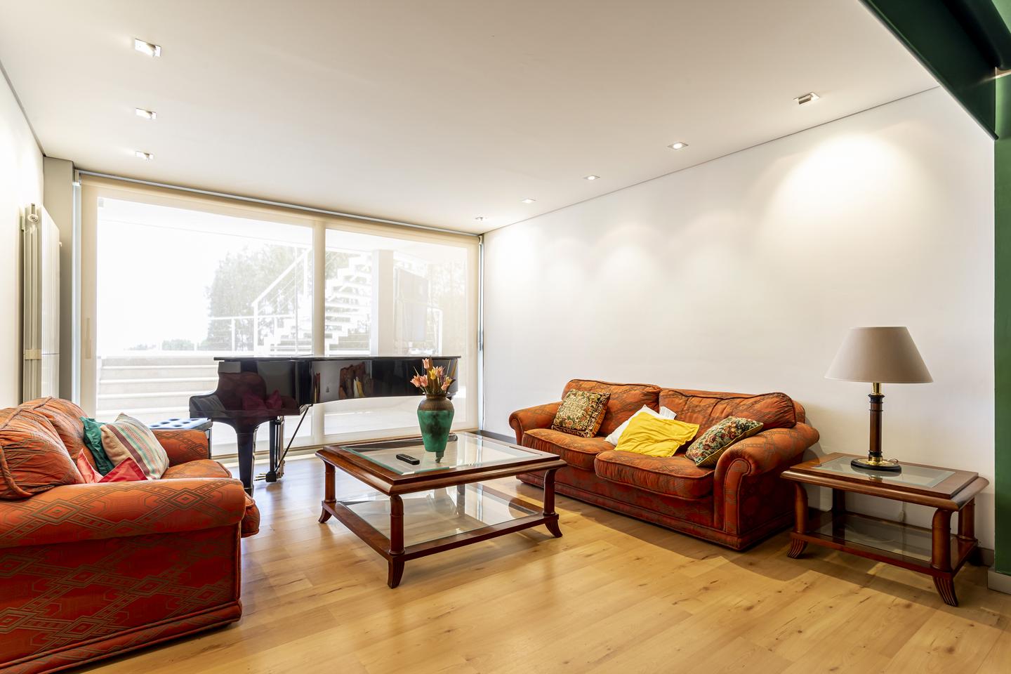 Lounge with piano — buy property Valencia Spain